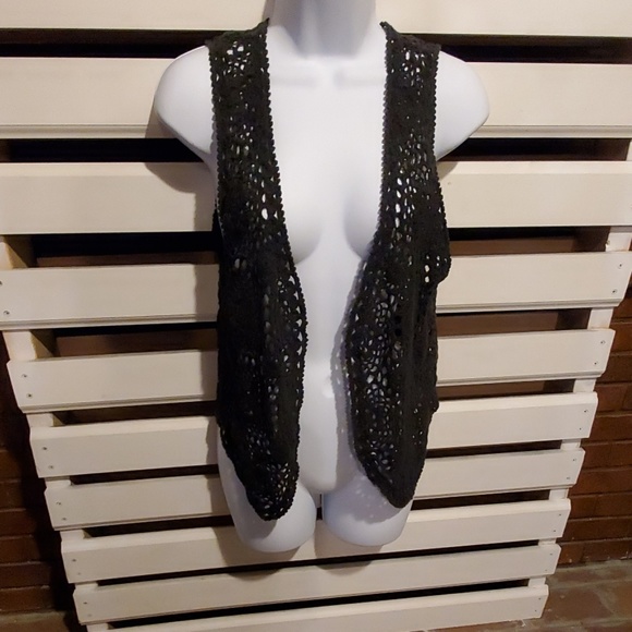 MARIE Y knitted vest. #502 - Picture 2 of 7
